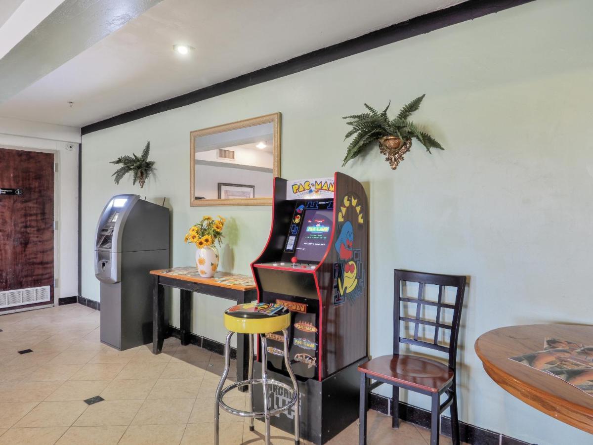 Lonestar Inn & Suites, Erick Ok Hwy 40 By Oyo Εξωτερικό φωτογραφία